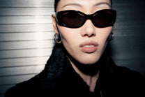 Logo embellished sunglasses