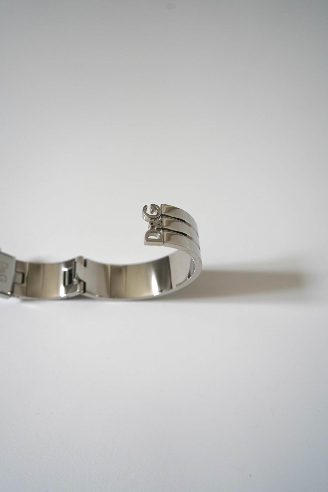 Logo stainless steel bangle watch