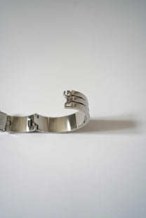 Logo stainless steel bangle watch