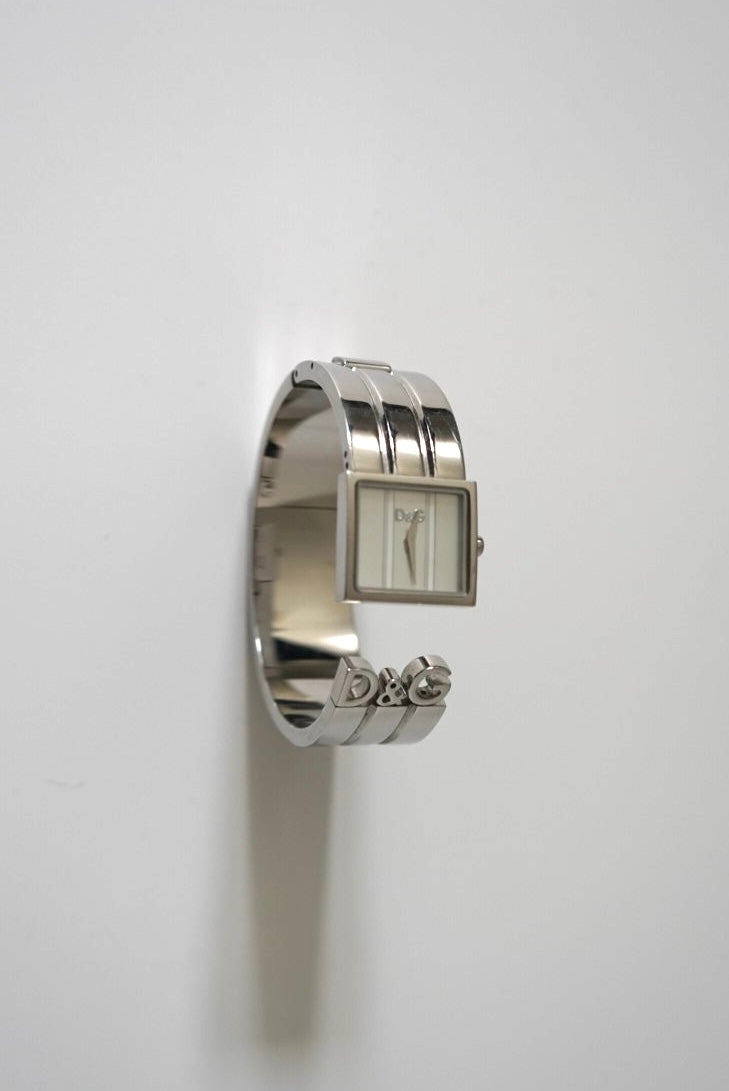 Logo stainless steel bangle watch