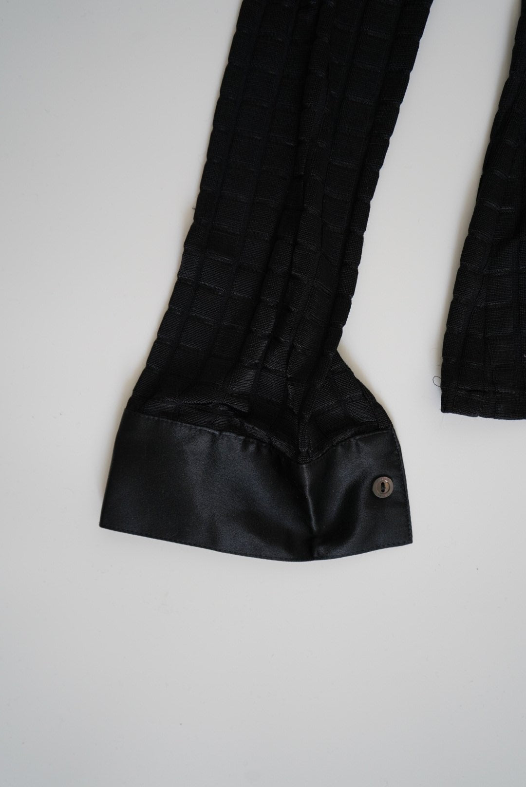 Satin-trimmed longsleeve shirt
