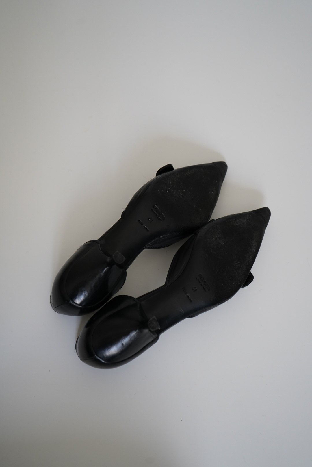 Buckle-detail leather mules (Size 41)
