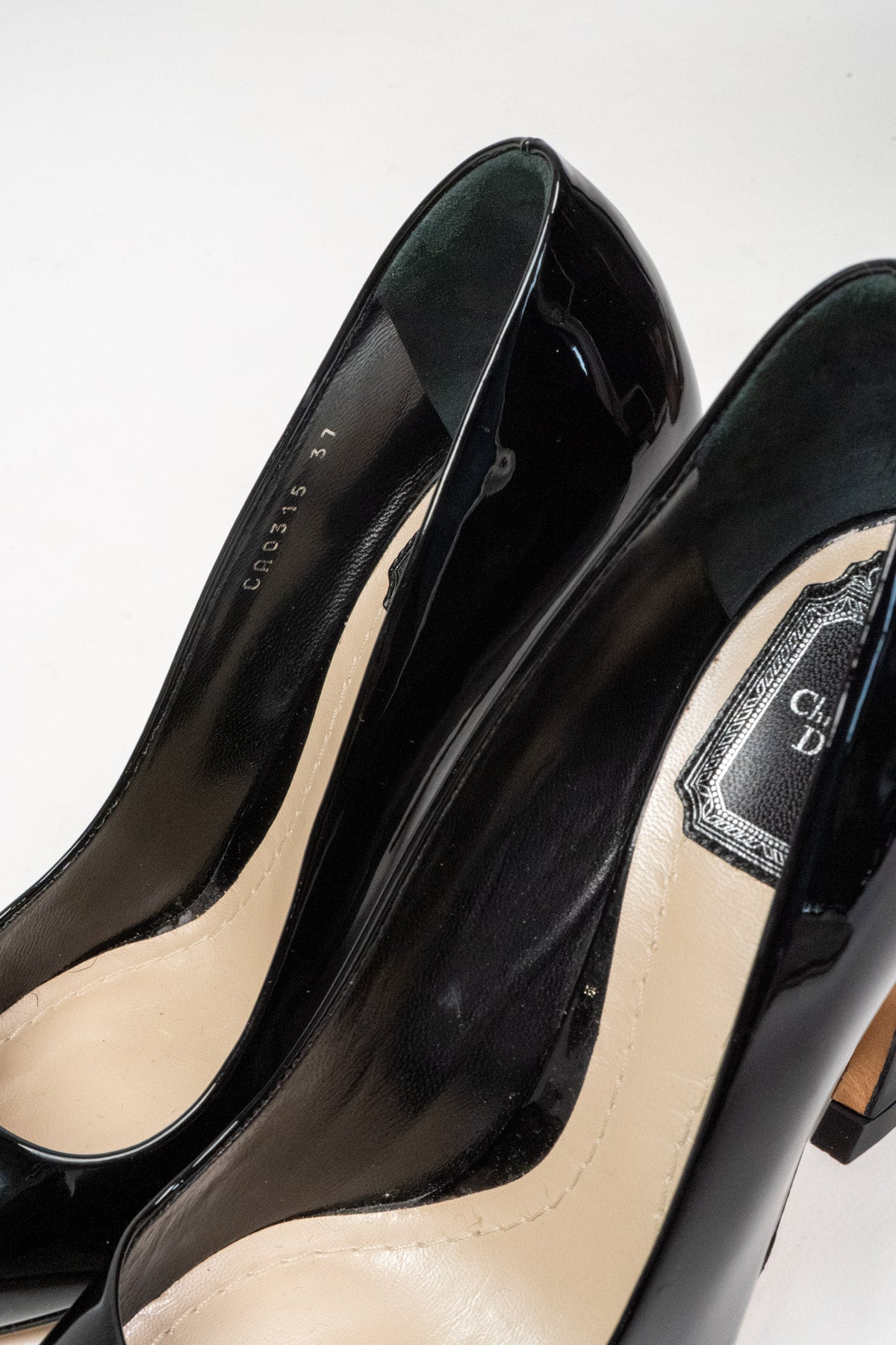 Patent leather wedge pumps (Size 37)