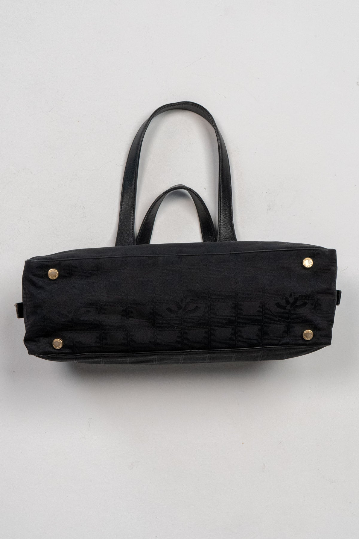 CC leather-trimmed jacquard shoulder bag