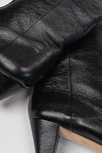 CC shearling-trimmed leather boots (Size 41)
